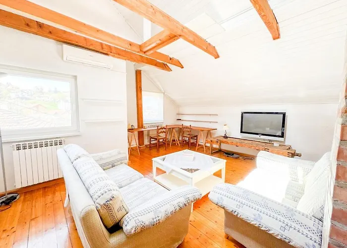 Wood & Light Loft Sarajevo - Private Parking