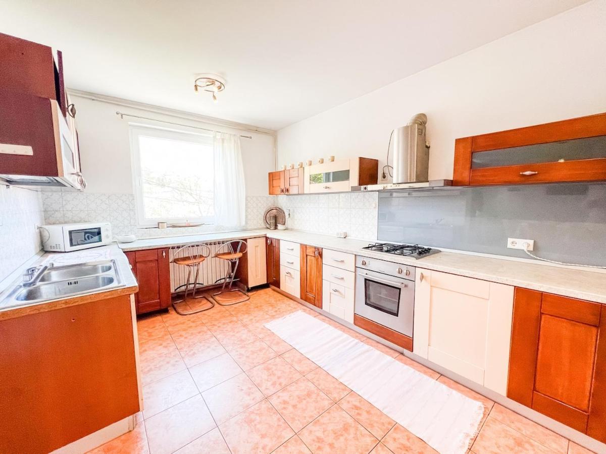 Apartment Wood & Light Loft - Private Parking